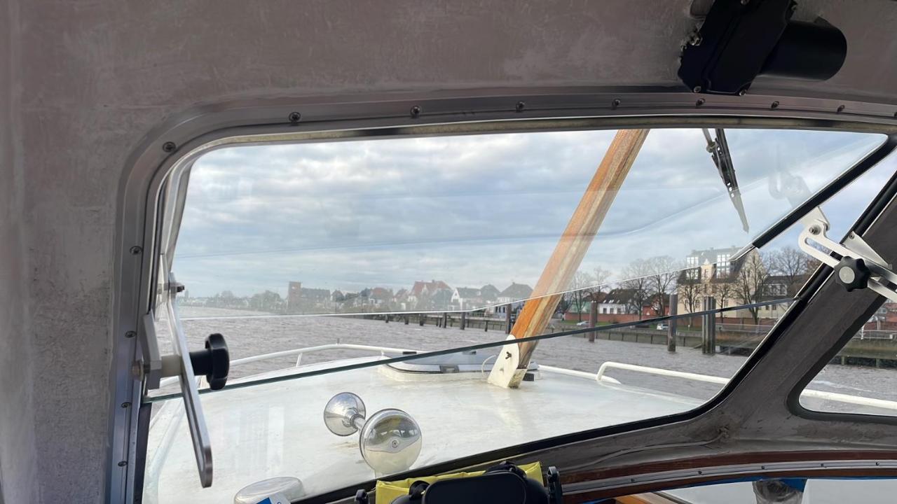 Suesses Motorboot - Bremen Ueberseestadt Εξωτερικό φωτογραφία