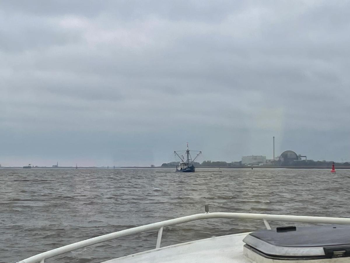 Suesses Motorboot - Bremen Ueberseestadt Εξωτερικό φωτογραφία